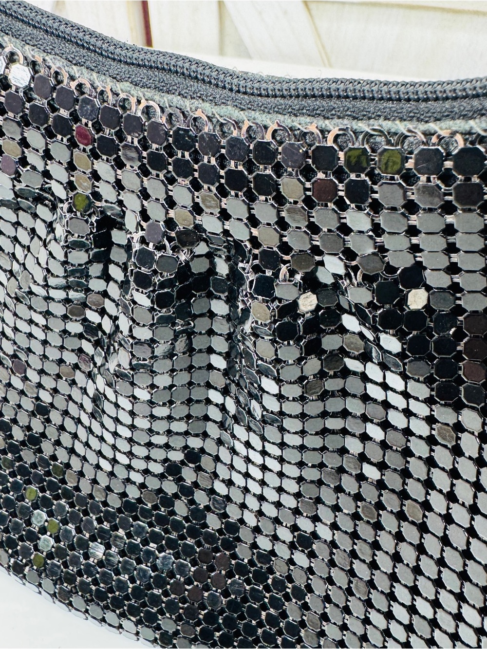 Black Chainmail Crossbody Shoulder Evening Bag - Picture 3 of 7